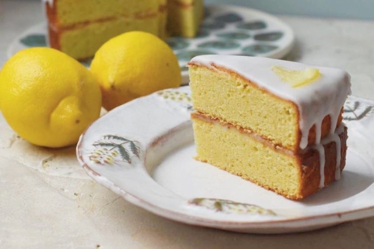 十割そば粉のレモンケーキ